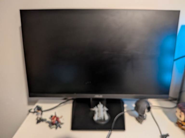 Asus 27 Inch Gaming Monitor GOOD CONDITION - IPS, Full HD,, 100Hz, Low Blue Light, Flicker Free