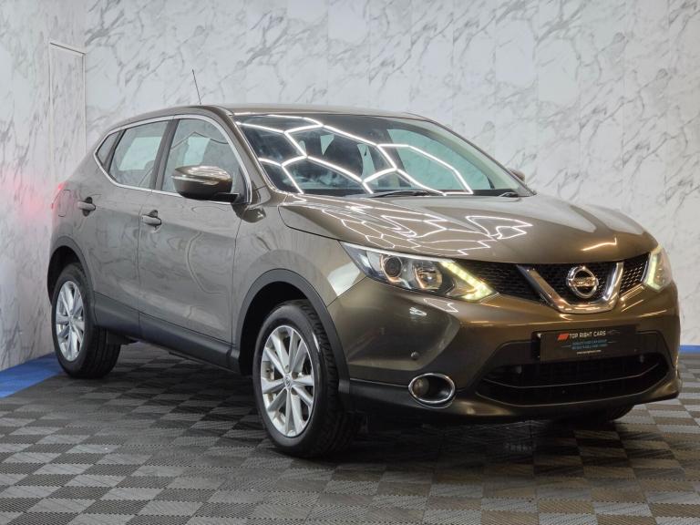 2014 Nissan Qashqai 1.5 dCi Acenta Smart Vision Pack SUV 5dr 2WD (s/s) (110 ps) Diesel Manual HAT...
