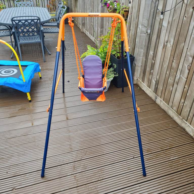 Hedstorm folding toddler swing. (Kids baby junior)
