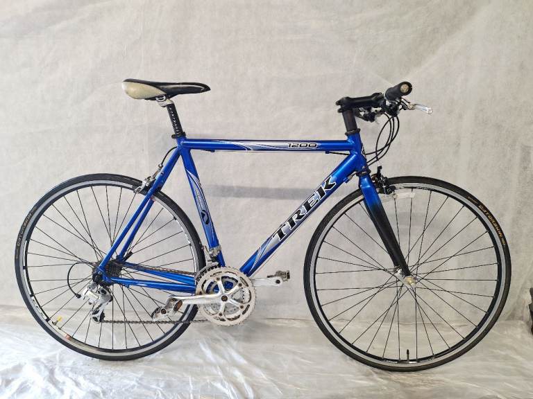 z  🚲🚲Serviced TREK 1200 Road Bike 27 Speed M Frame Warranty Lightweight 700C Wheels 
