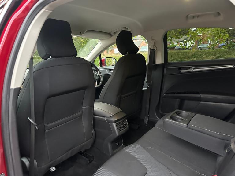 2016 Ford Mondeo 2.0 TDCi 180 Titanium 5dr Powershift HATCHBACK Diesel Automatic