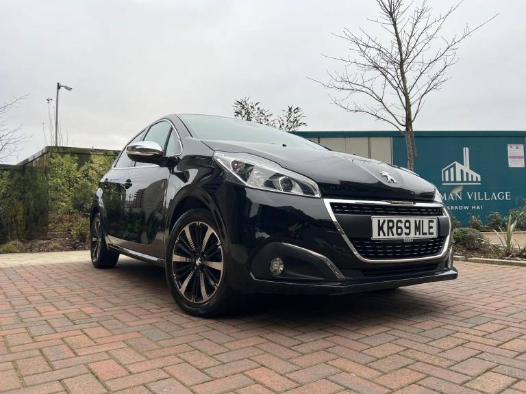 2019 Peugeot 208 1.2 PureTech 82 Tech Edition 5dr [Start Stop] HATCHBACK PETROL Manual