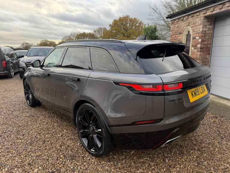 LAND ROVER RANGE ROVER VELAR 3.0 D300 R-Dynamic HSE 2019