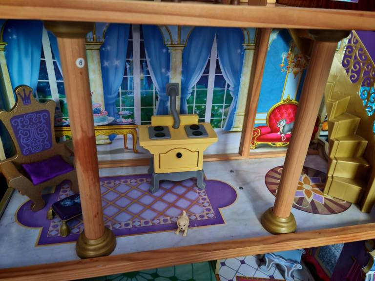 Disneys doll house 