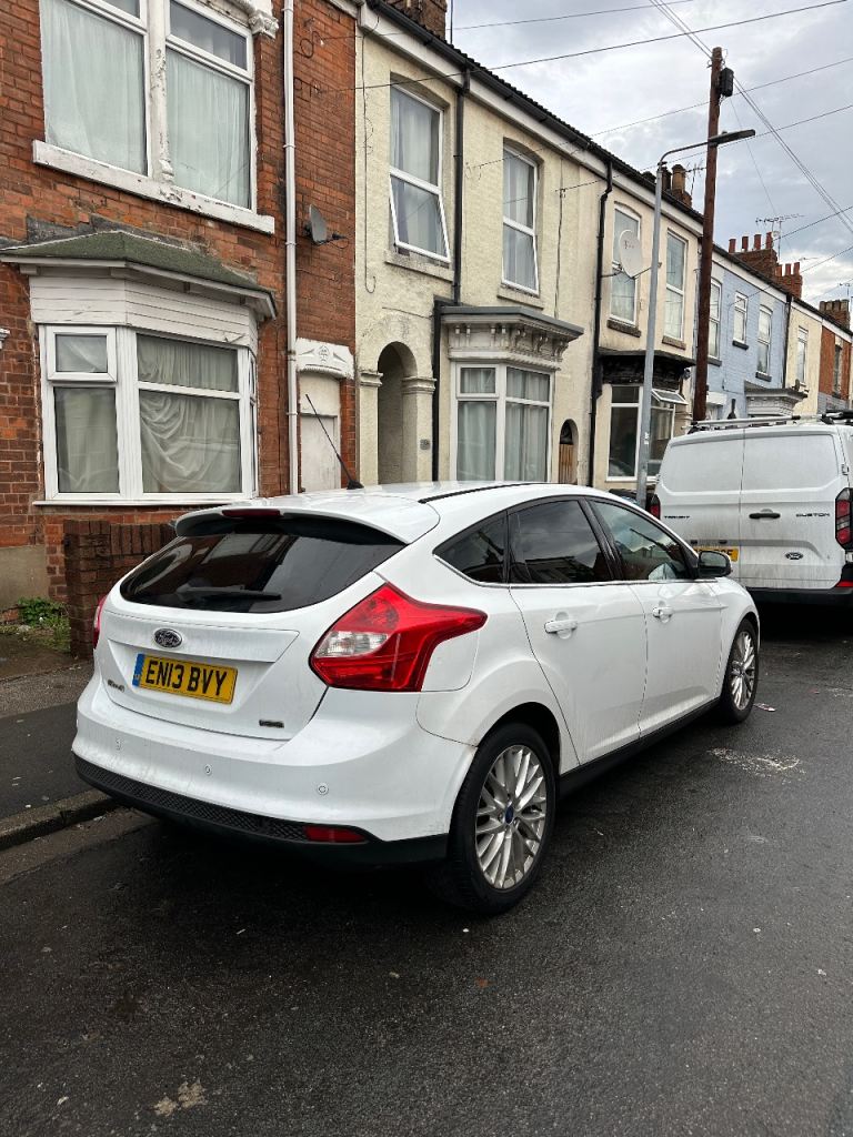 Ford, FOCUS, Hatchback, 2013, Manual, 1560 (cc), 5 doors