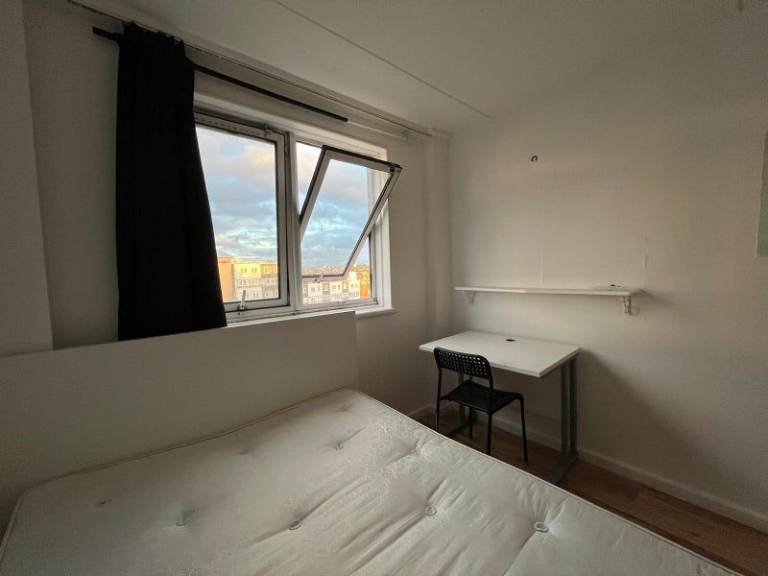 💜 Double Rooms (1 Ensuite) | Battersea SW11 4NJ | Walking to Battersea Park Station 🏡