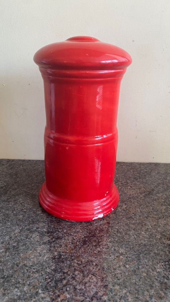 Post box money box 