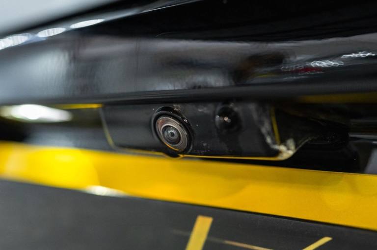 2021 Land Rover Defender 3.0 D300 MHEV X-Dynamic HSE SUV 5dr Diesel Auto 4WD Euro 6 (s/s) (300 ps...