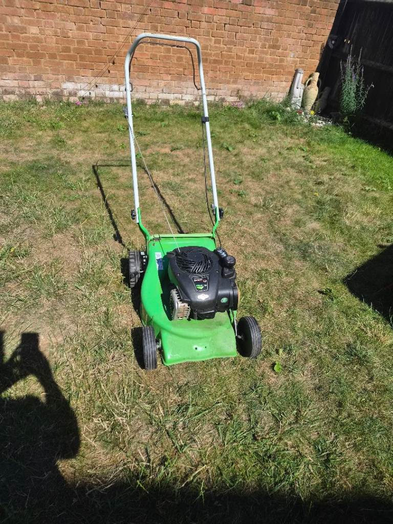 Viking petrol lawnmower