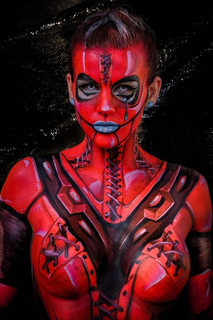 Looking for a bodypaint model