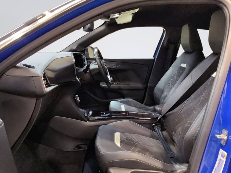 2023 Vauxhall Mokka Electric 50kWh Ultimate SUV 5dr Electric Auto (136 ps) HATCHBACK ELECTRIC Aut...