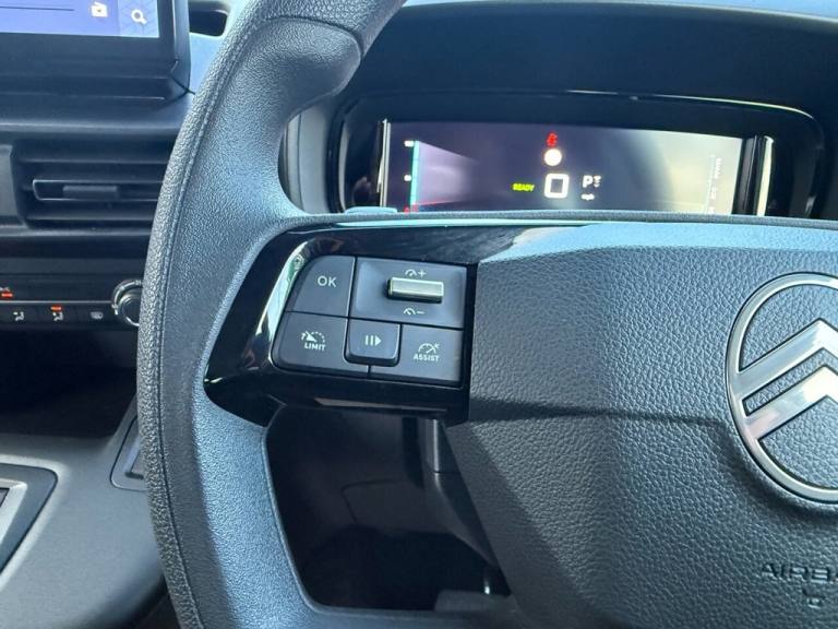 2025 Citroen Berlingo 100kW Plus XL 52kWh 5dr Auto [7 Seat] MPV ELECTRIC Automatic