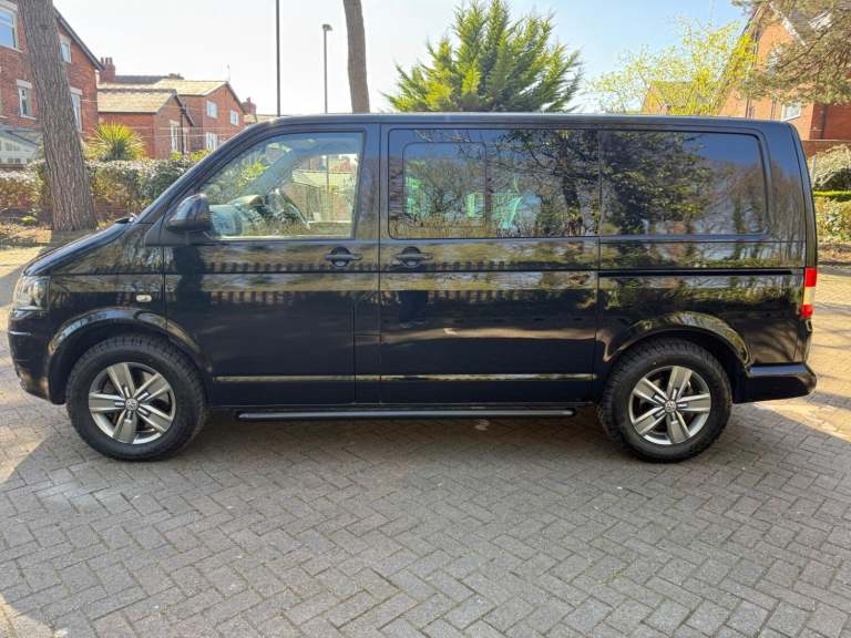 VOLKSWAGEN TRANSPORTER KOMBI 2.0 BiTDI T32 180 Bhp 2012