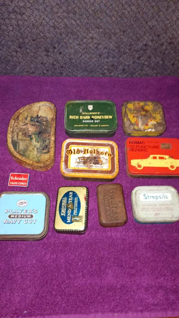 A selection of vintage metal tins 