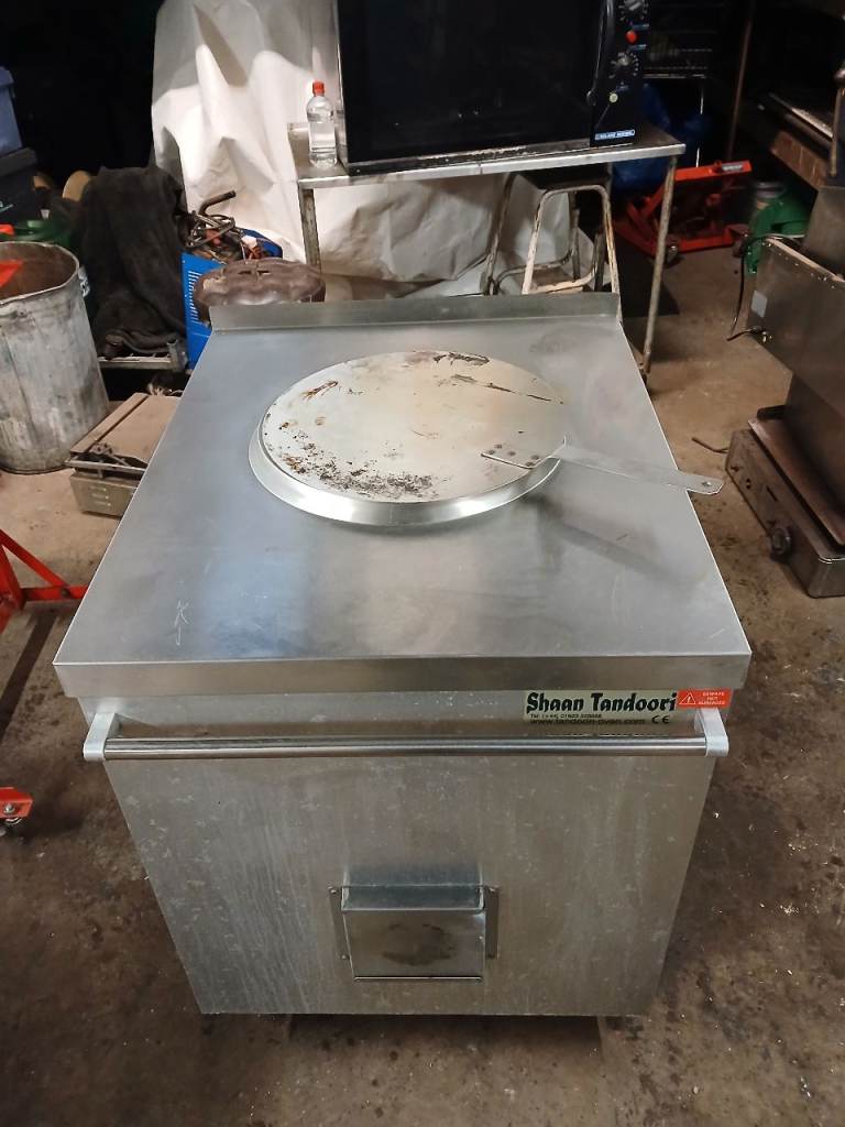 TANDOORI CHARCOAL FIRED CLAY OVEN