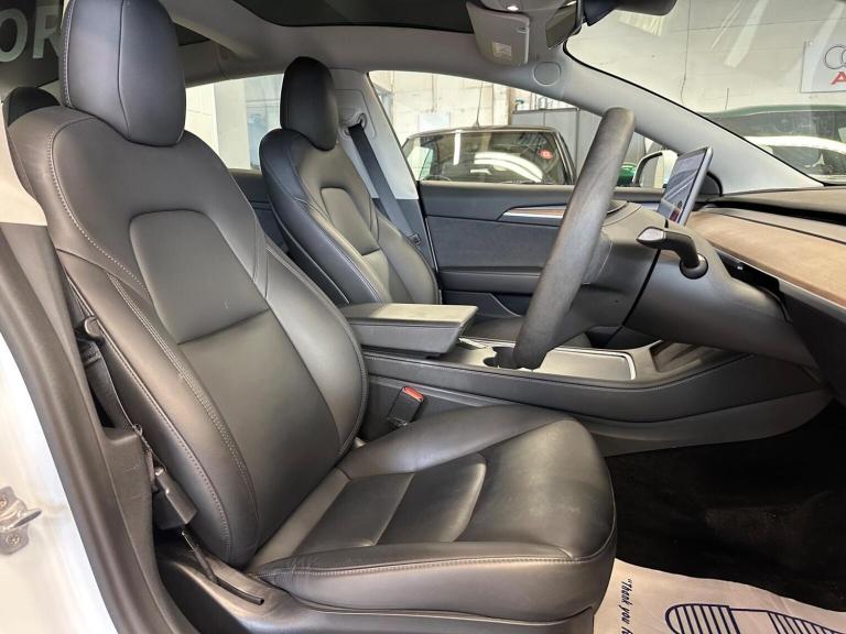 TESLA MODEL 3 (Dual Motor) Long Range Auto 4WDE 4dr 2021