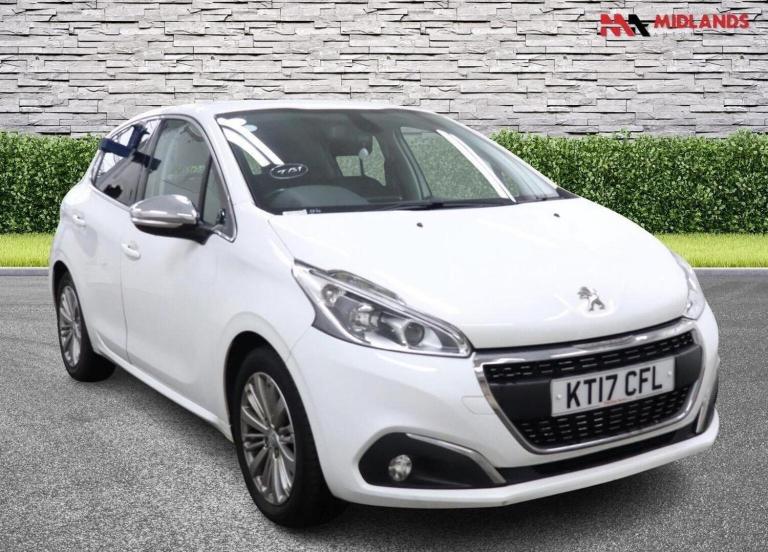 PEUGEOT 208 1.2 PureTech Allure Euro 6 5dr 2017