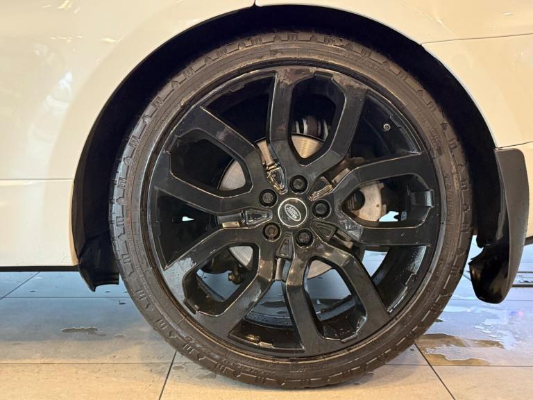2020 Land Rover Range Rover Sport 3.0 SD V6 Autobiography Dynamic Auto 4WD Euro 6 (s/s) 5dr ESTAT...