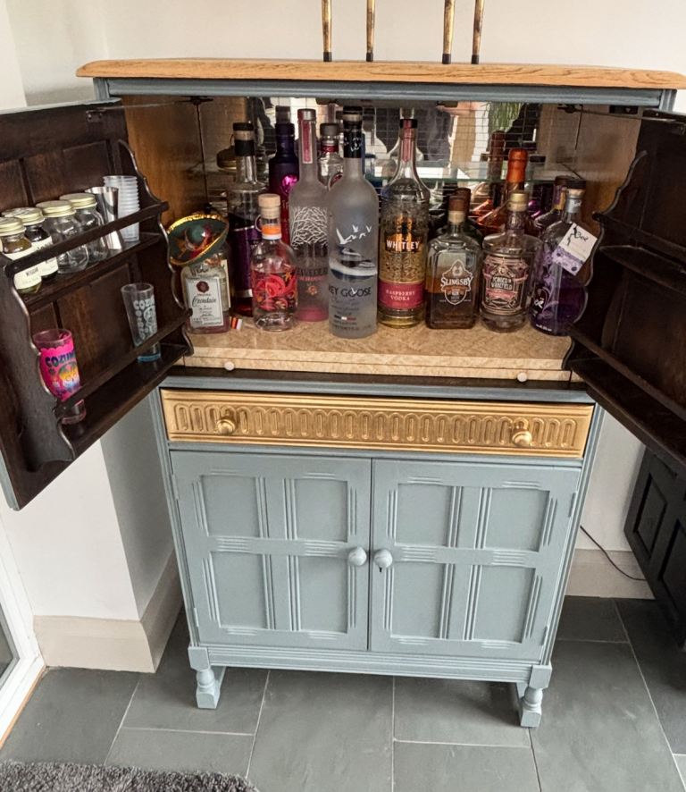 Vintage Ercol cocktail / drinks cabinet 