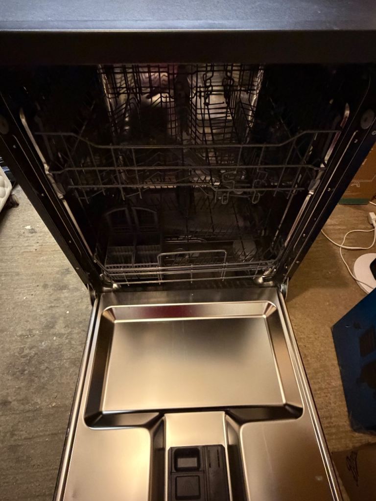 Dishwasher 