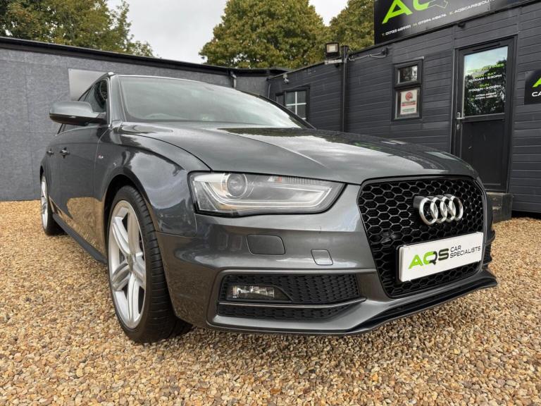 AUDI A4 AVANT 2.0 TDI S line quattro Euro 5 (s/s) 5dr 2015