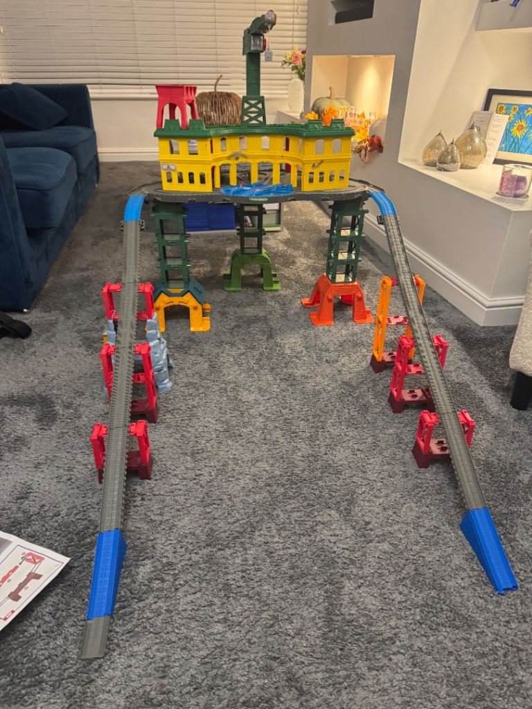 Thomas and Friends super station 