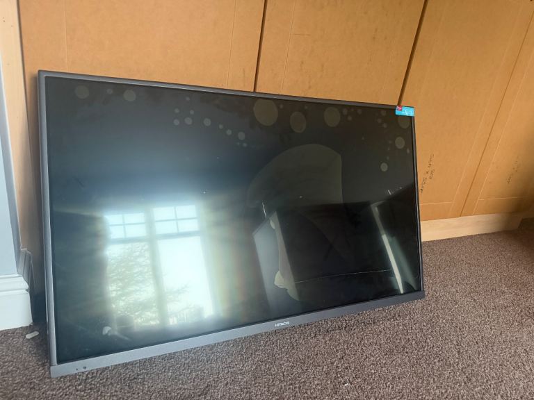 Hitachi television for parts 