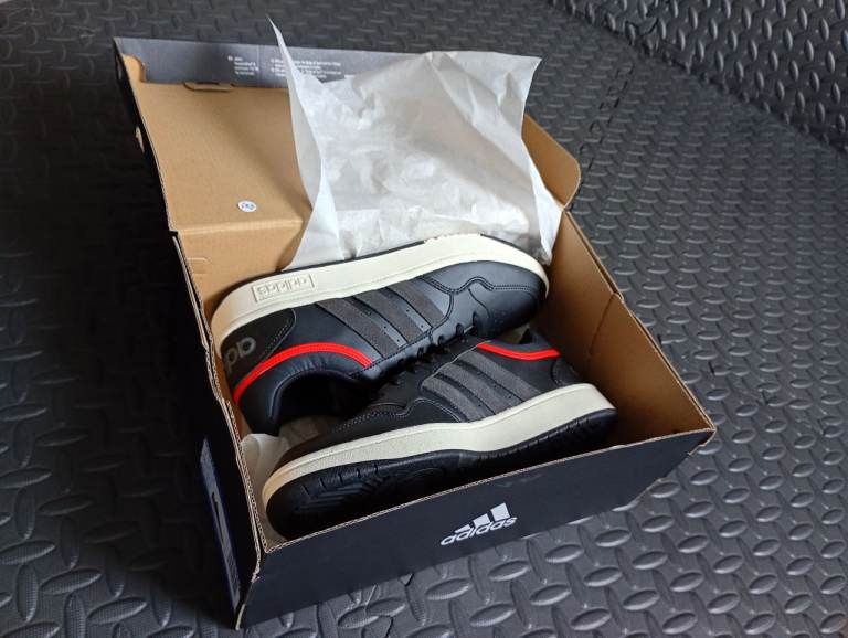 Addidas Hoops 3.00, Basketball style trainers, Black, 8.5 BNWT