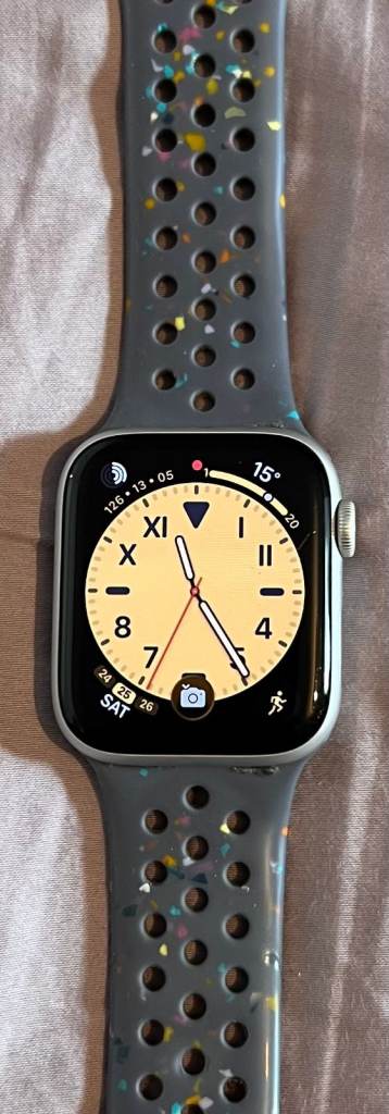 Apple Watch Series 6 44mm & loads of accessories