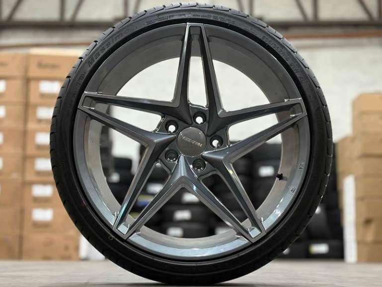 19" Veemann V-FS46 Alloys & Tyres Suitable for Golf, Leon etc