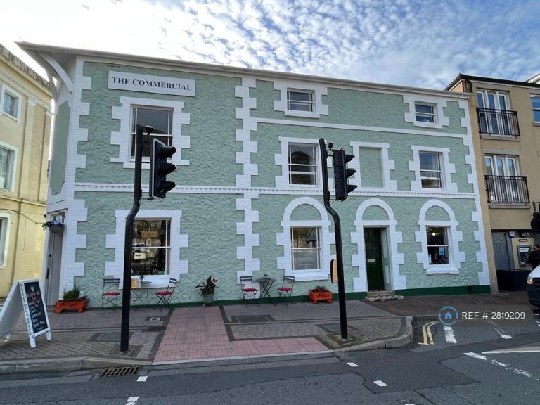 1 bedroom in High Street, Ventnor, PO38 (#2819209)
