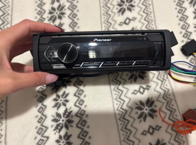 Pioneer car radio 