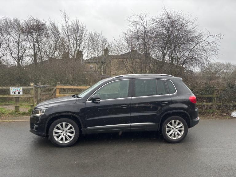 2013 Volkswagen Tiguan 2.0 TDi BlueMotion Tech SE 5dr DSG ESTATE Diesel Automatic