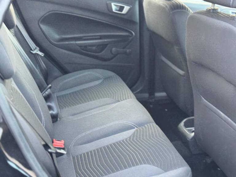 2013 Ford Fiesta 1.6 Zetec 5dr Powershift HATCHBACK PETROL Automatic