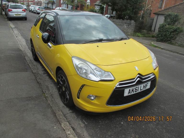 Citroen, DS3 VTI  Hatchback, 2011, Manual, 1598 (cc), 3 doors