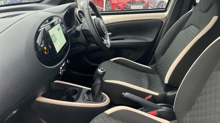 2025 Toyota Aygo X 1.0 VVT-i Edge 5dr HATCHBACK PETROL Manual