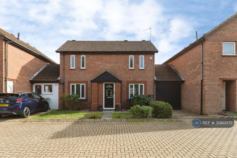 4 bedroom house in Downland, Milton Keynes, MK8 (4 bed) (#3060073)