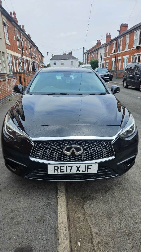 Infiniti, Q30, Hatchback, 2017, Manual, 1461 (cc), 5 doors
