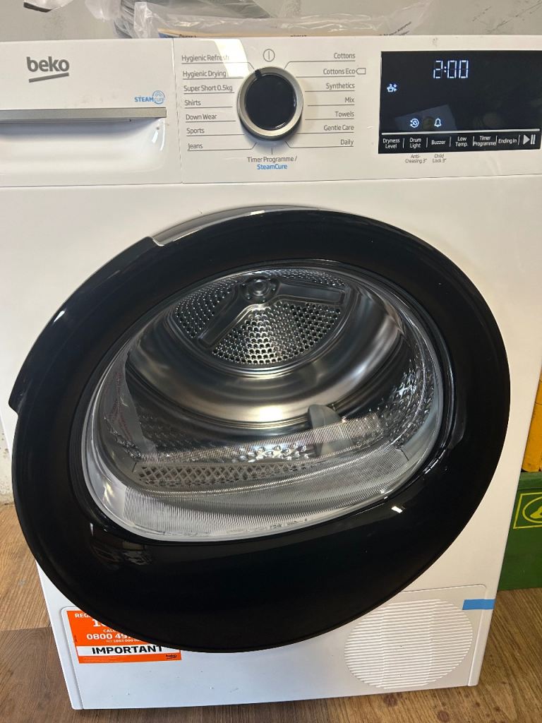 NEW Beko SteamCure BM3T3833W 8Kg Heat Pump Tumble Dryer - White - A++ Rated