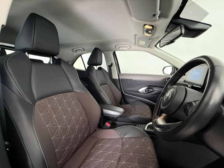 2023 Toyota Yaris Cross 1.5 VVT-h Excel E-CVT Euro 6 (s/s) 5dr HATCHBACK Petrol/Electric Hybrid A...