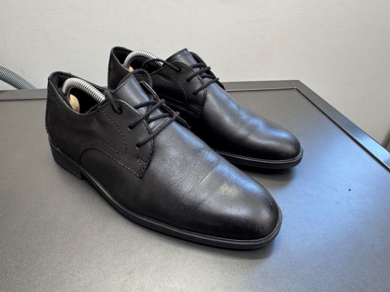 Clark’s Jonwin shoes For Boys Size 5.5