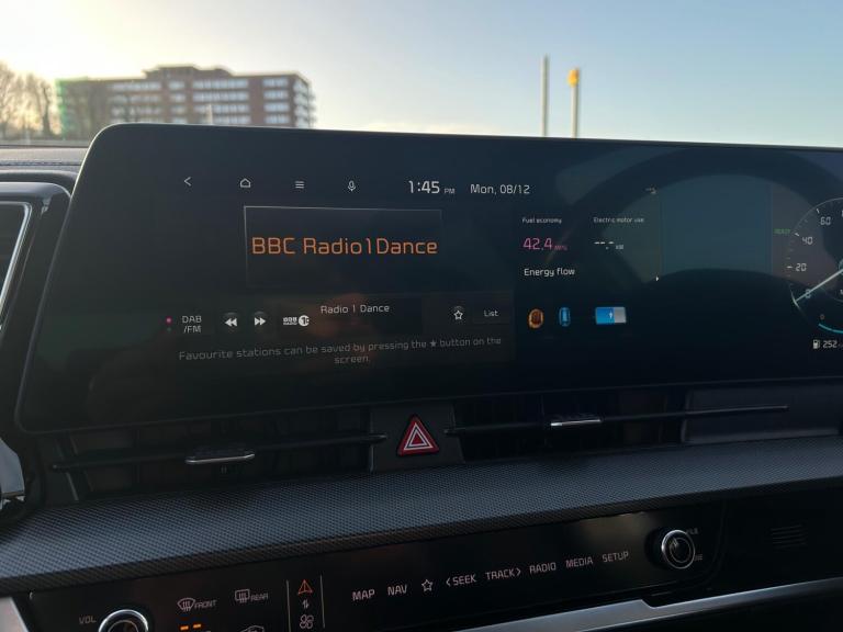 2022 Kia Sportage 1.6T GDi HEV 4 5dr Auto ESTATE PETROL/ELECTRIC Automatic