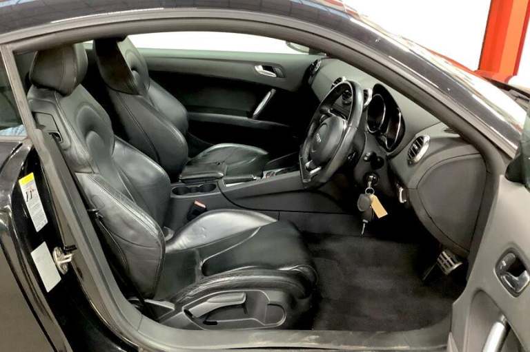 2006 Audi TT 3.2 TFSI V6 S Tronic quattro Euro 4 3dr COUPE Petrol Automatic