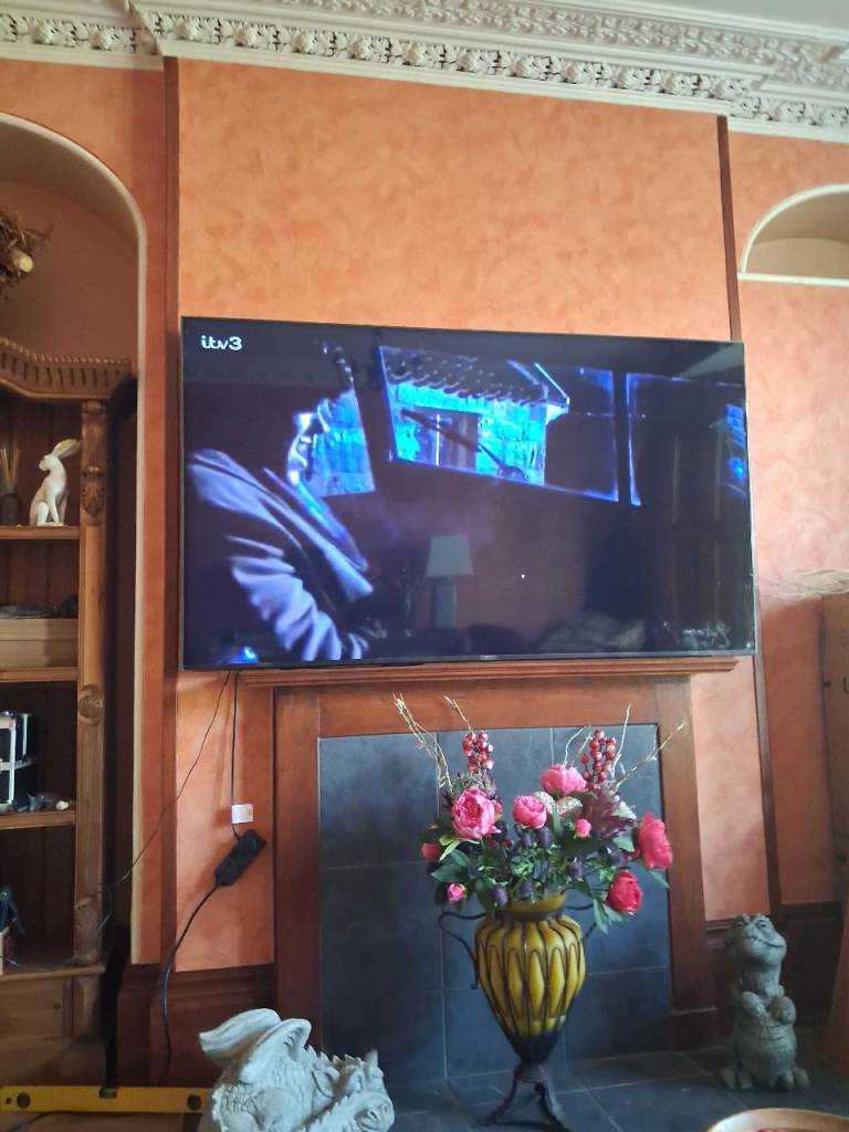 75" LG SMART TV