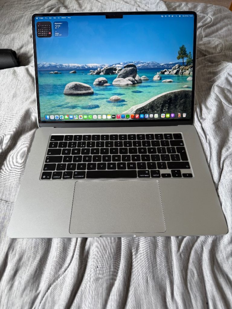 Apple MacBook Air 15 m5 512gb