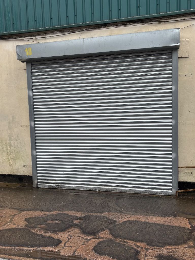 CHEAP 1100 FT UNIT AT DOULTON TRADING CENTRE ROWLEY REGIS B65 8JQ