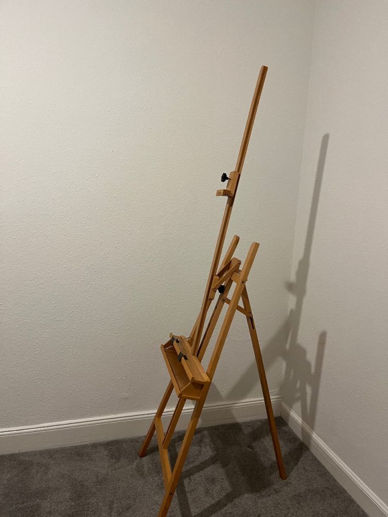 Easel