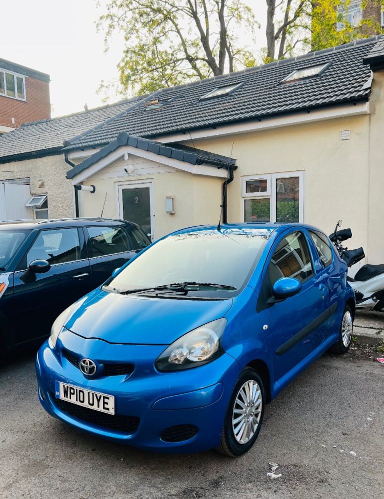 Toyota, AYGO, Hatchback, 2010, Manual, 998 (cc), 3 doors