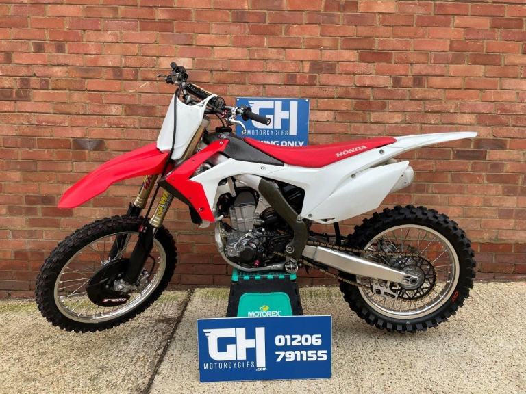 2016 HONDA CRF450R - GOOD CONDITION - SERVICED - NEW TYRES - PRO CARBON PARTS