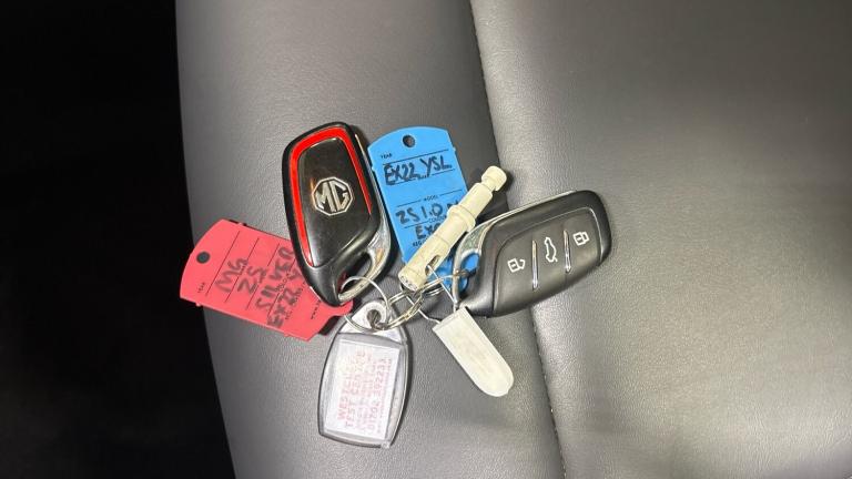 2022 MG MG ZS 1.0T GDi Exclusive 5dr Petrol Hatchback Hatchback Petrol Manual